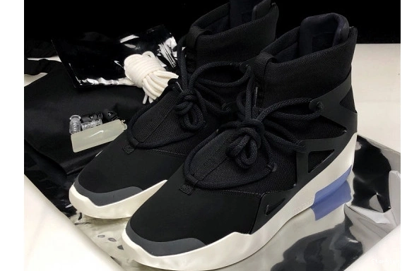 Nike God Of Fear  Black Air AR4237-001 1 0802
